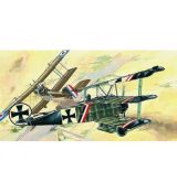 Model Fokker Dr.1 13x16,1cm v krabici 31x13,5x3,5cm